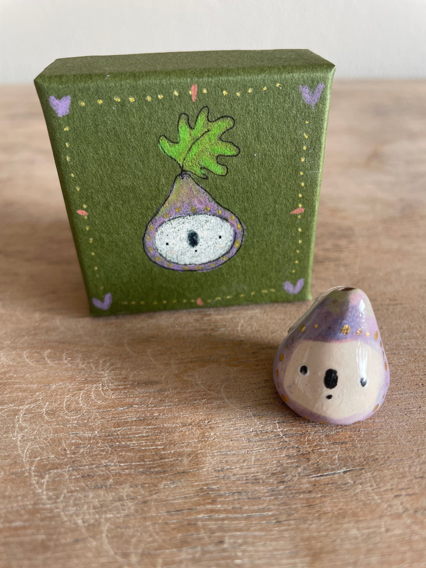 Mini figue faïence et or