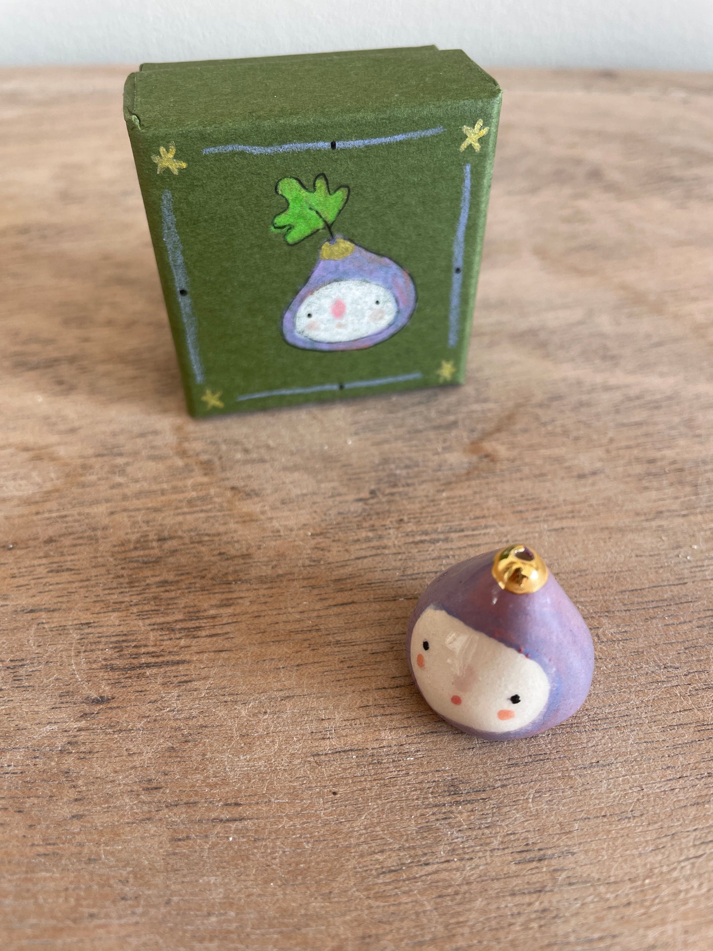 Mini figue faïence et or