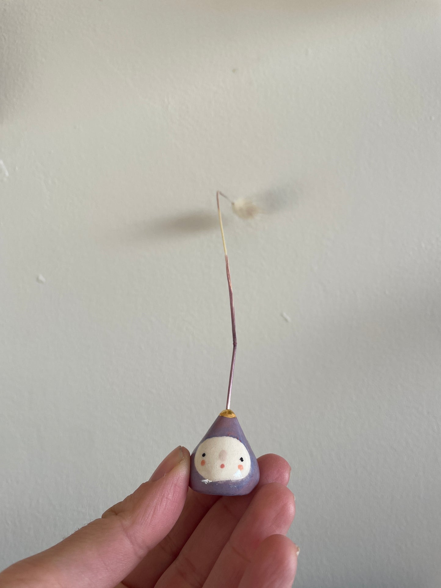 Mini figue faïence et or