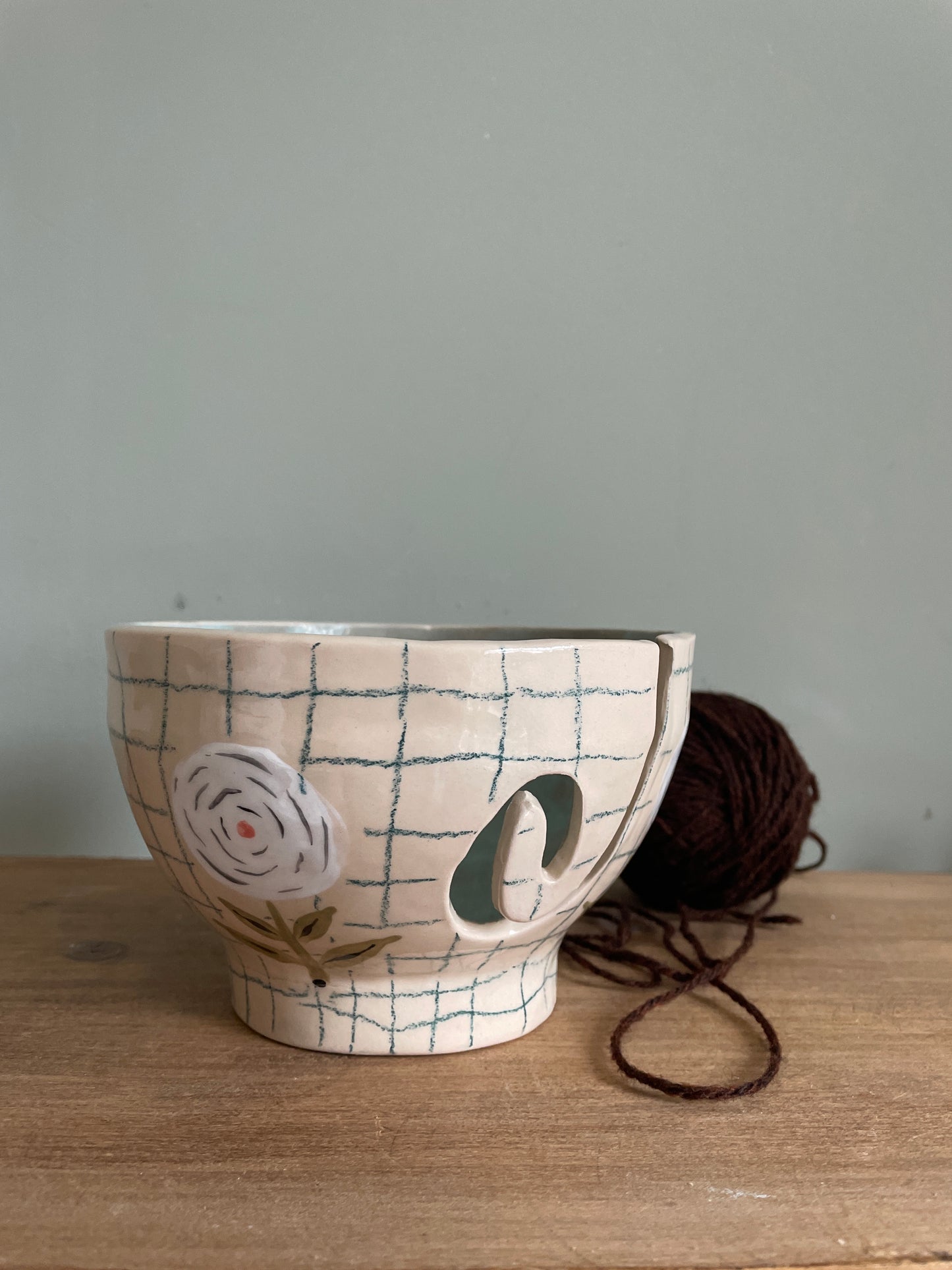 Bol dévidoir à laine en céramique