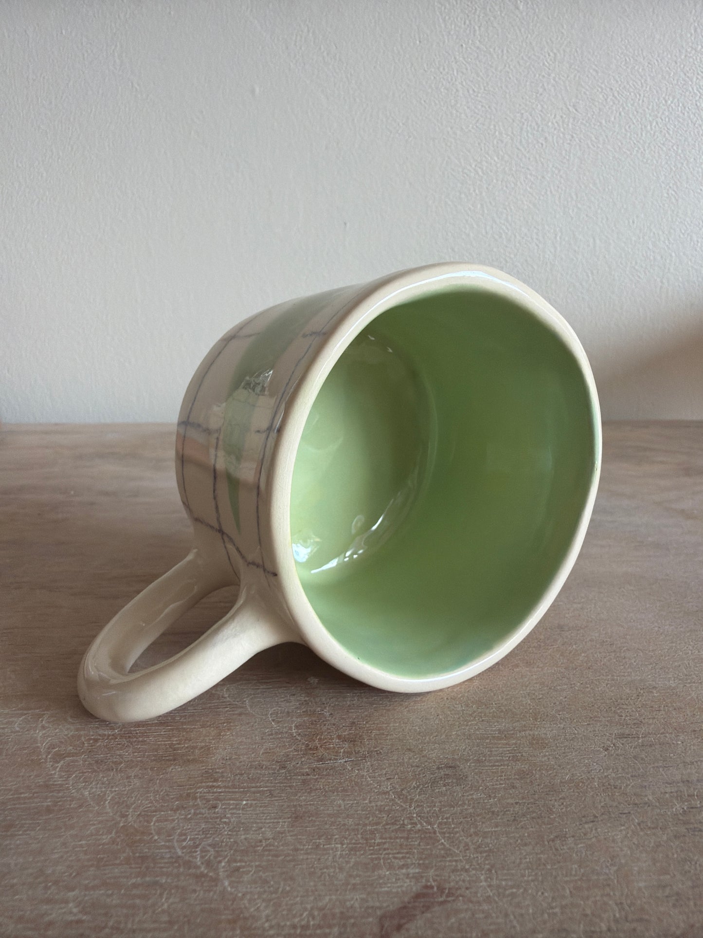 Tasse croco et carreaux en céramique